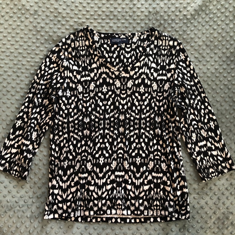Black and white, Jones New York Top, 3/4 sleeves
